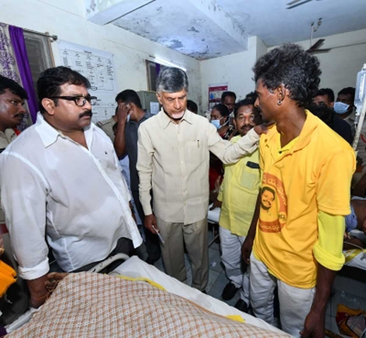 टीडीपी ने भगदड़ पीड़ितों के परिवारों को 24 लाख रुपये की अनुग्रह राशि देने का ऐलान किया